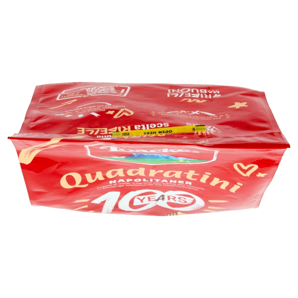 Loacker Wafer Quadratini Napolitaner con crema alle nocciole 100% italiane tostate wafers 250 g