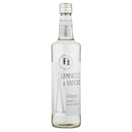 Grappa distillata con metodi tradizionali
