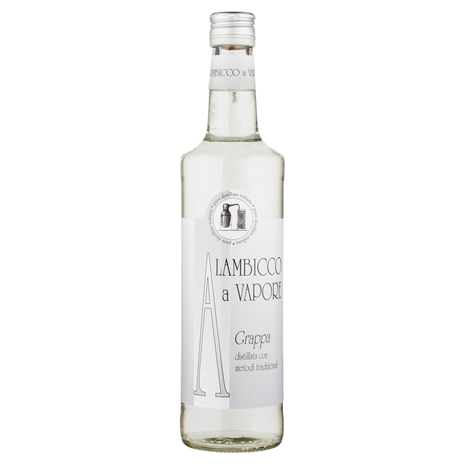 Grappa distillata con metodi tradizionali