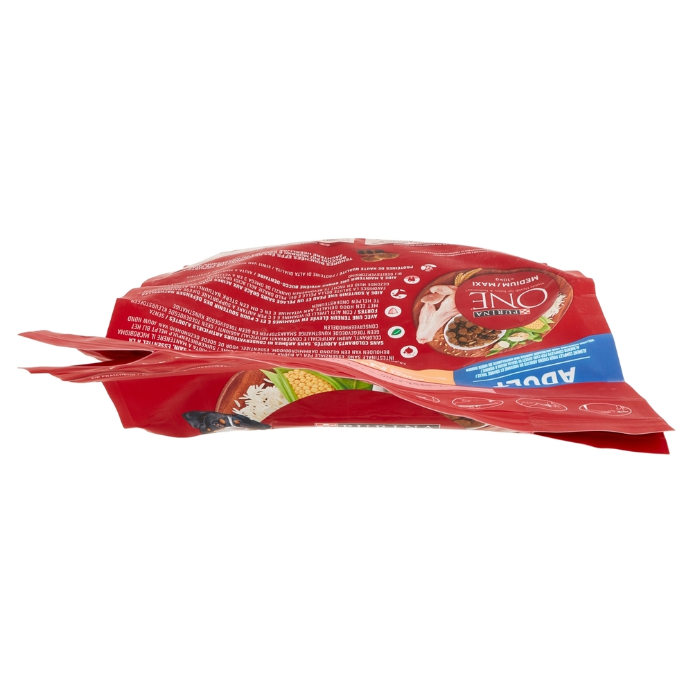 PURINA ONE Medium/Maxi Adult Ricco in Pollo con Riso 2,5 kg