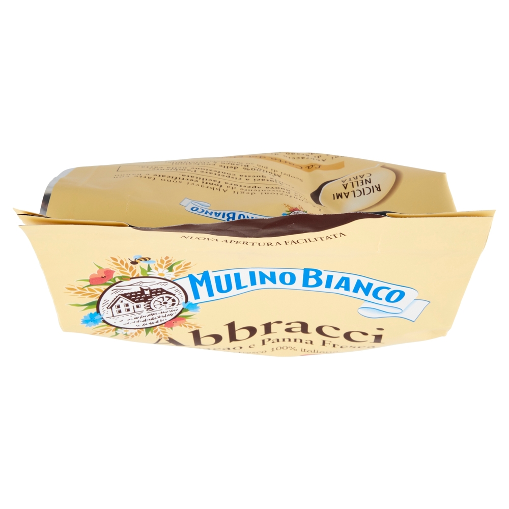 Mulino Bianco Abbracci Biscotti con Cacao e Panna Fresca 1000g