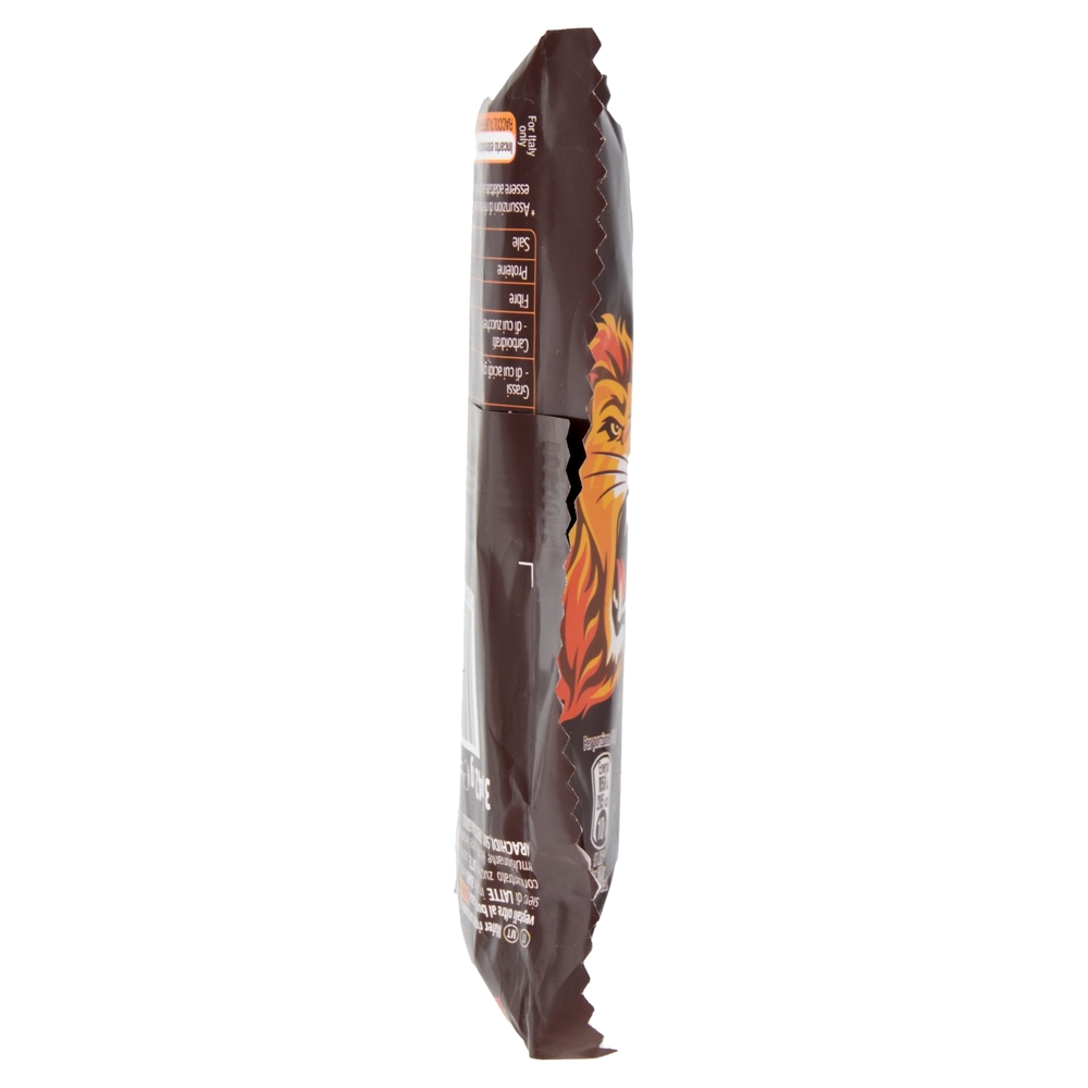 NESTLÉ LION Wafer con Caramello e Cereali ricoperto di Cioccolato al Latte da 3 snack da 42g